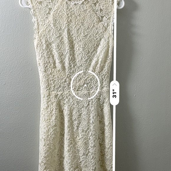 Elegant Cream Lace Dress - Picture 10 of 10